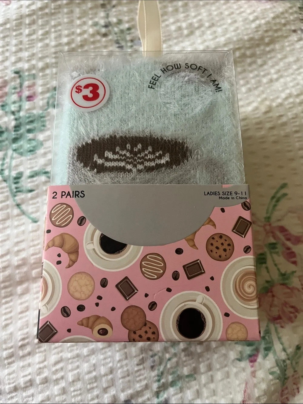 Ladies Plush Fuzzy Socks - Light Mint